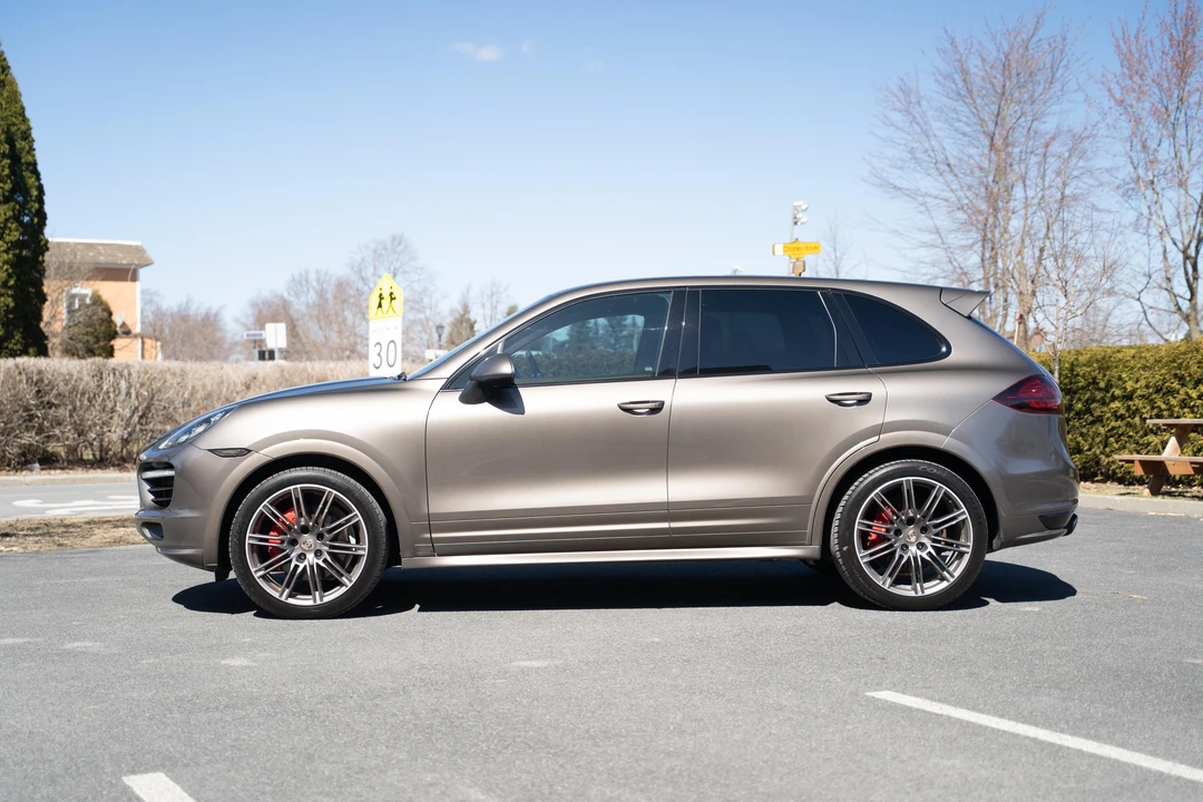 2013 Porsche 958 Cayenne GTS - Image 15 of 31