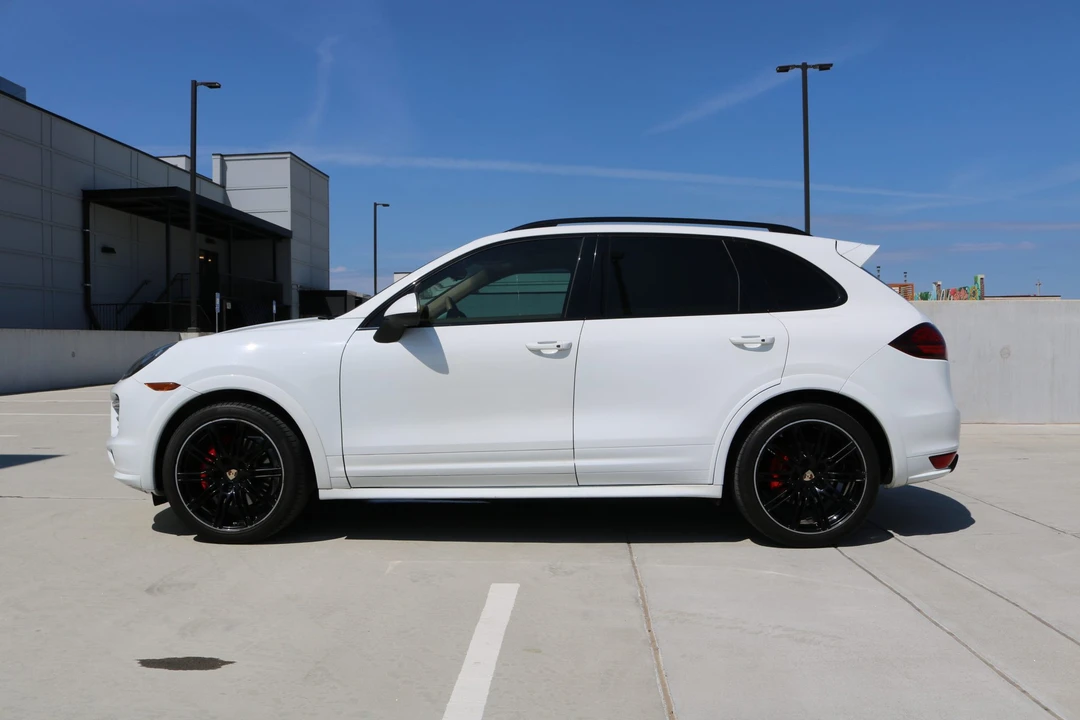 2013 Porsche 958 Cayenne GTS - Image 22 of 31