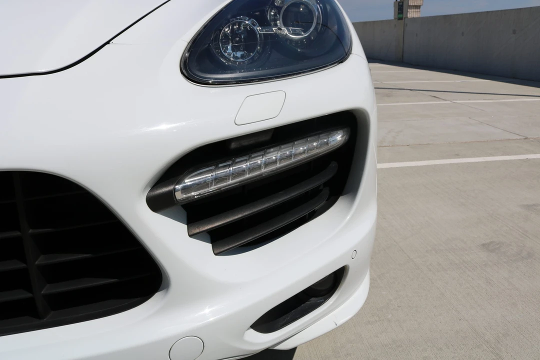 2013 Porsche 958 Cayenne GTS - Image 26 of 31