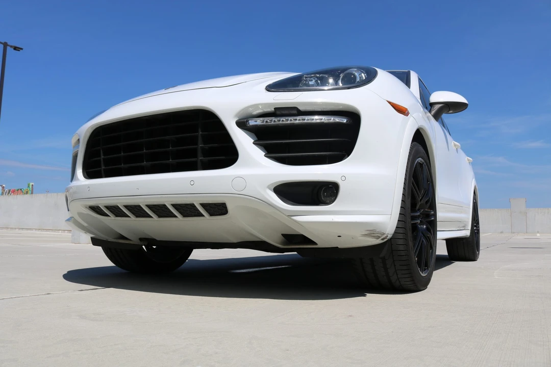 2013 Porsche 958 Cayenne GTS - Image 4 of 31