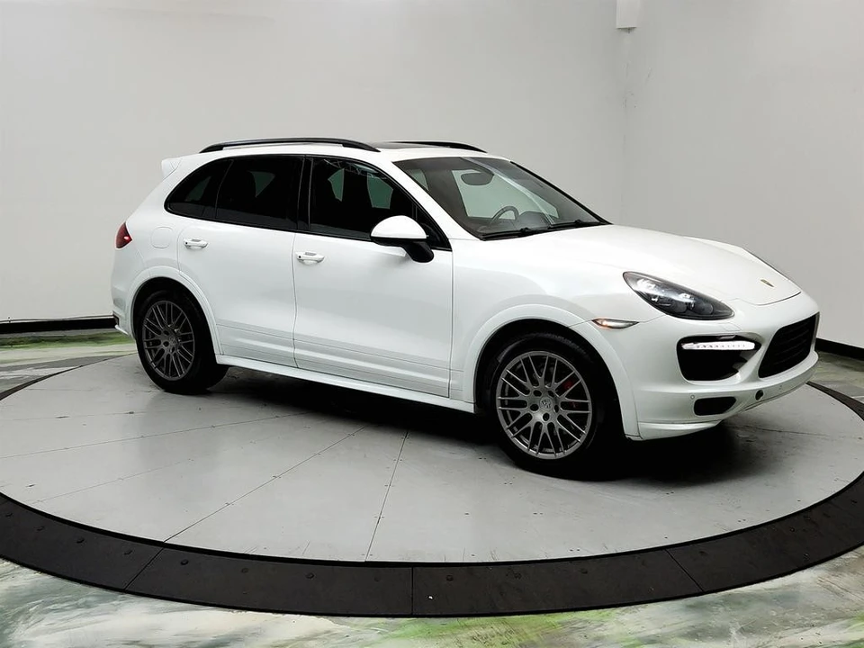 2013 Porsche 958 Cayenne GTS - Image 3 of 31