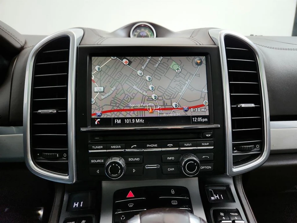 2013 Porsche 958 Cayenne GTS - Image 20 of 21