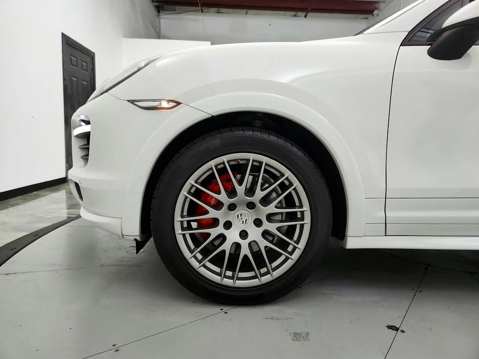 2013 Porsche 958 Cayenne GTS - Image 31 of 31