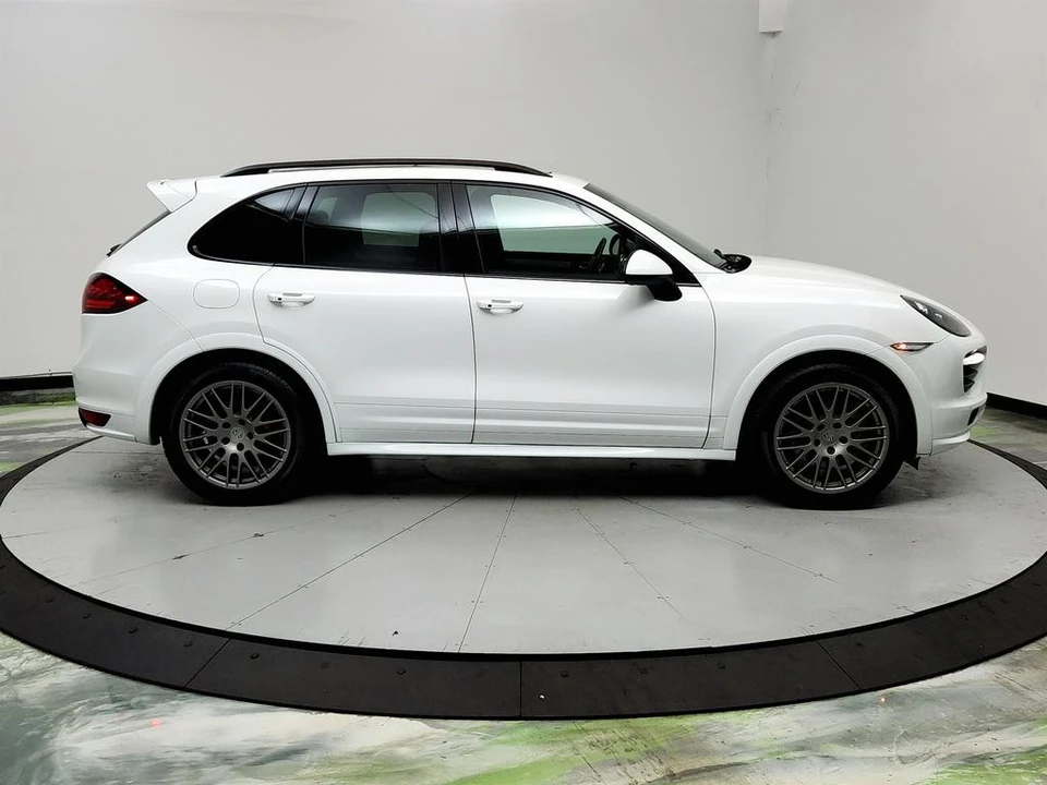 2013 Porsche 958 Cayenne GTS - Image 4 of 21
