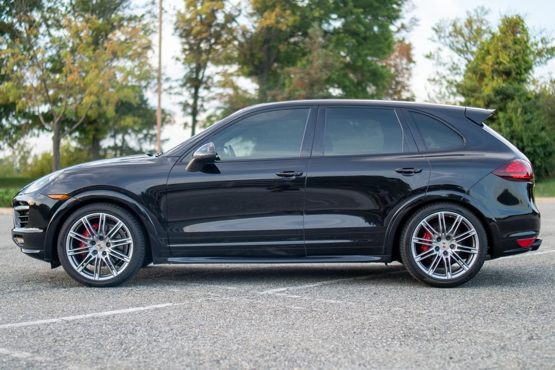 2013 Porsche 958 Cayenne GTS - Image 3 of 31