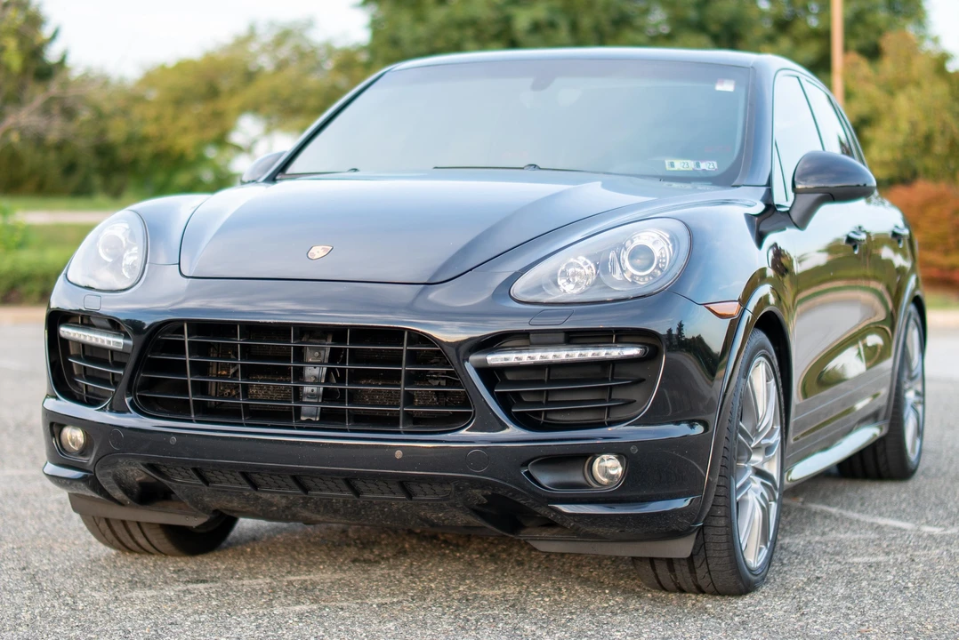 2013 Porsche 958 Cayenne GTS - Image 6 of 31