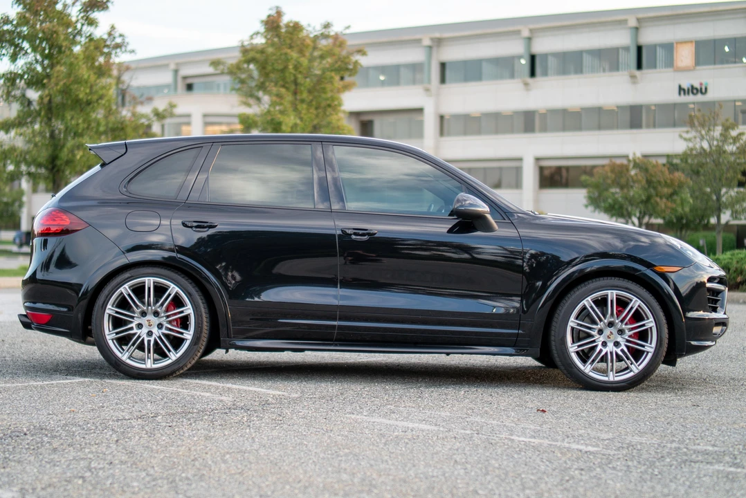 2013 Porsche 958 Cayenne GTS - Image 11 of 31