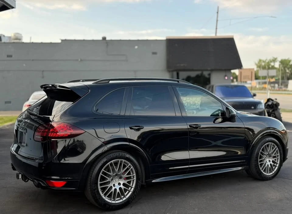 2013 Porsche 958 Cayenne GTS - Image 6 of 20