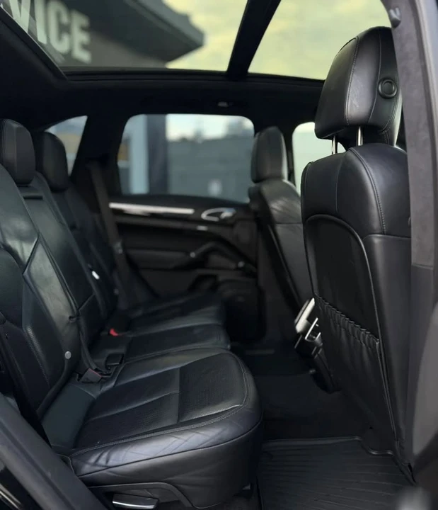 2013 Porsche 958 Cayenne GTS - Image 17 of 20
