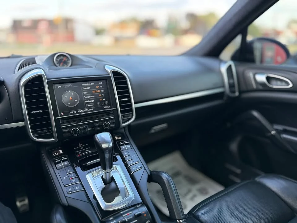 2013 Porsche 958 Cayenne GTS - Image 14 of 20