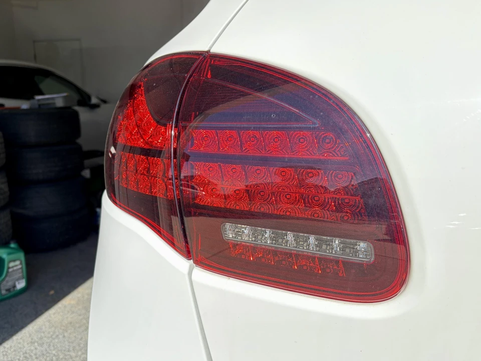 2013 Porsche 958 Cayenne GTS - Image 23 of 31