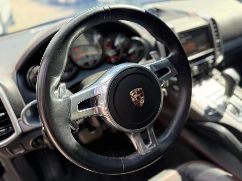 2013 Porsche 958 Cayenne GTS - Image 10 of 16