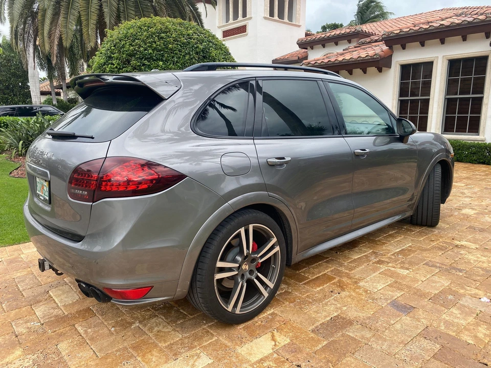 2013 Porsche 958 Cayenne GTS - Image 4 of 30