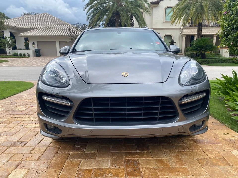 2013 Porsche 958 Cayenne GTS - Image 6 of 30