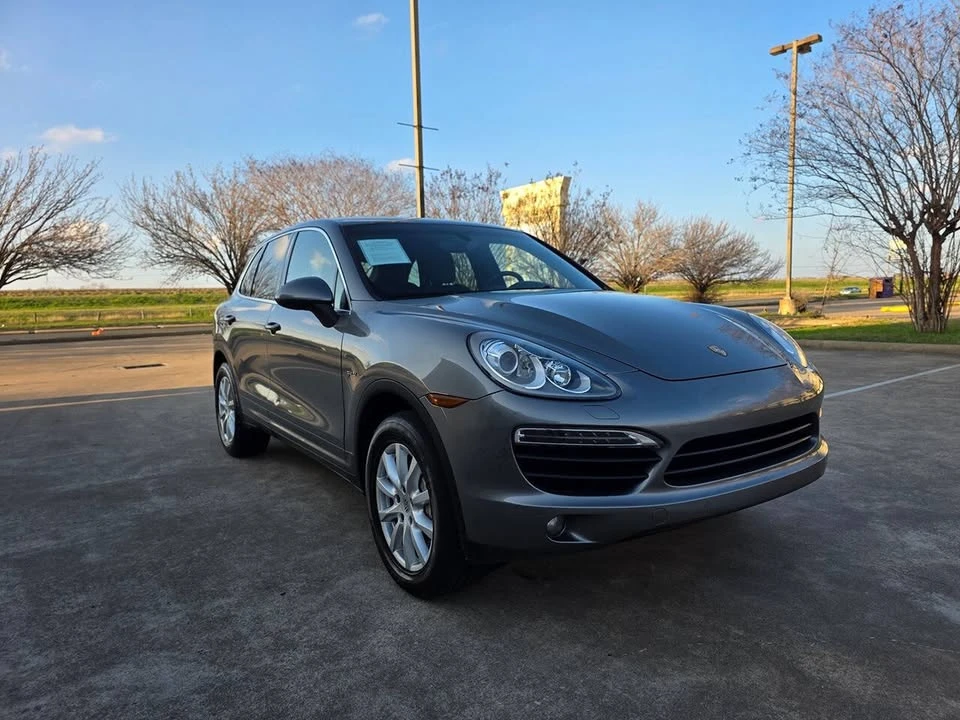 2013 Porsche 958 Cayenne - Image 2 of 20