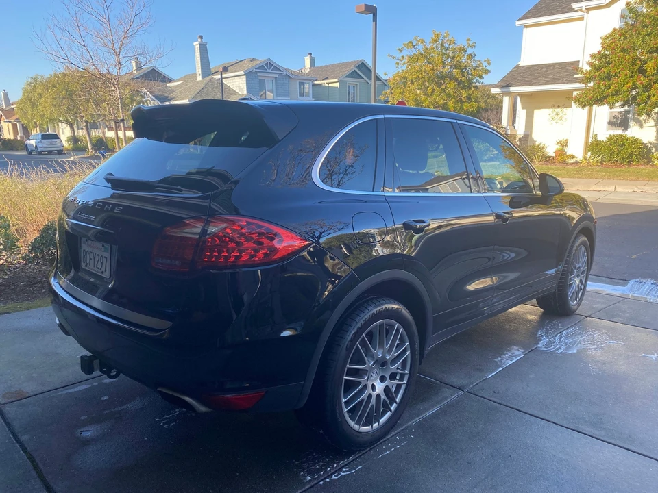 2013 Porsche 958 Cayenne - Image 8 of 25