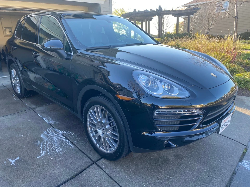2013 Porsche 958 Cayenne - Image 2 of 25