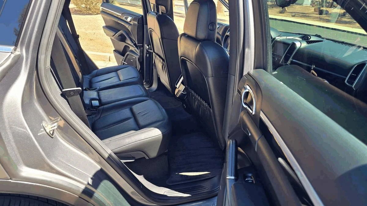 2013 Porsche 958 Cayenne - Image 8 of 8