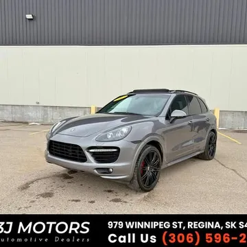 2013 Porsche Cayenne GTS