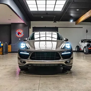 2013 Porsche Cayenne GTS