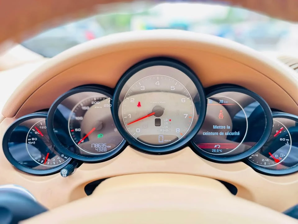 2013 Porsche 958 Cayenne - Image 20 of 20