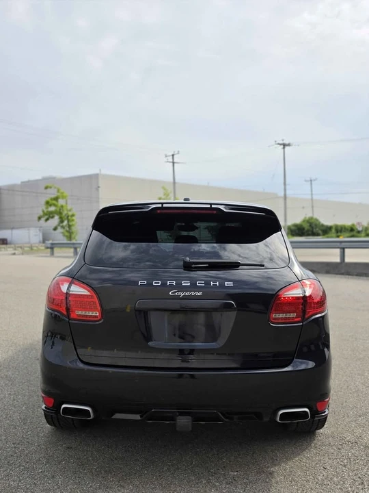 2013 Porsche 958 Cayenne - Image 3 of 16