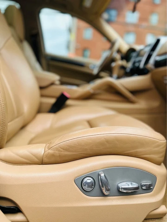 2013 Porsche 958 Cayenne - Image 14 of 20