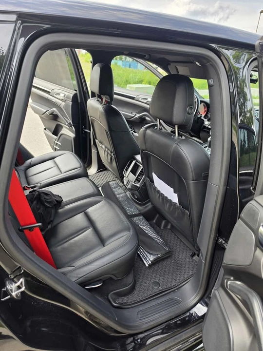 2013 Porsche 958 Cayenne - Image 10 of 16