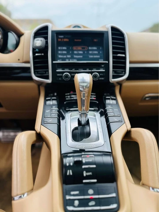 2013 Porsche 958 Cayenne - Image 18 of 20