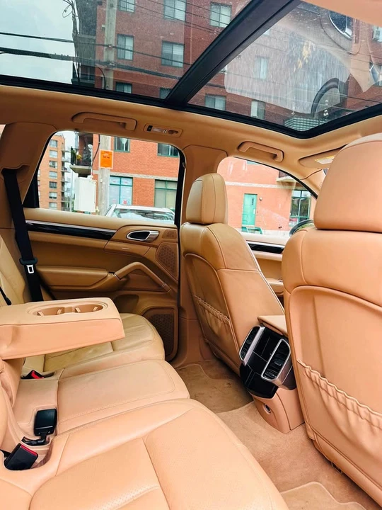 2013 Porsche 958 Cayenne - Image 13 of 20