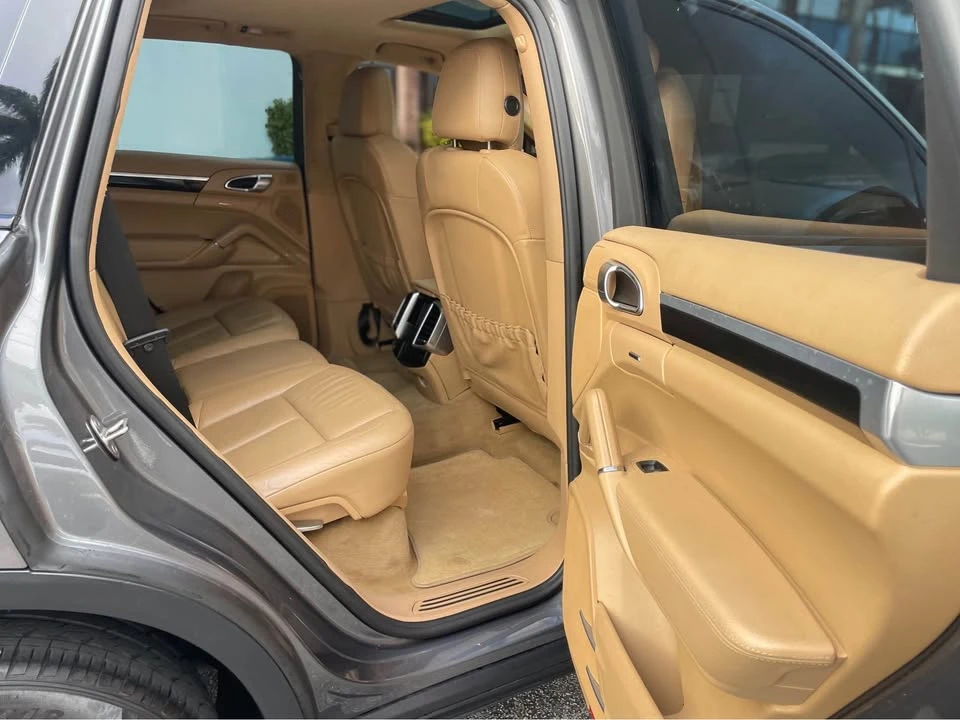 2013 Porsche 958 Cayenne - Image 7 of 8