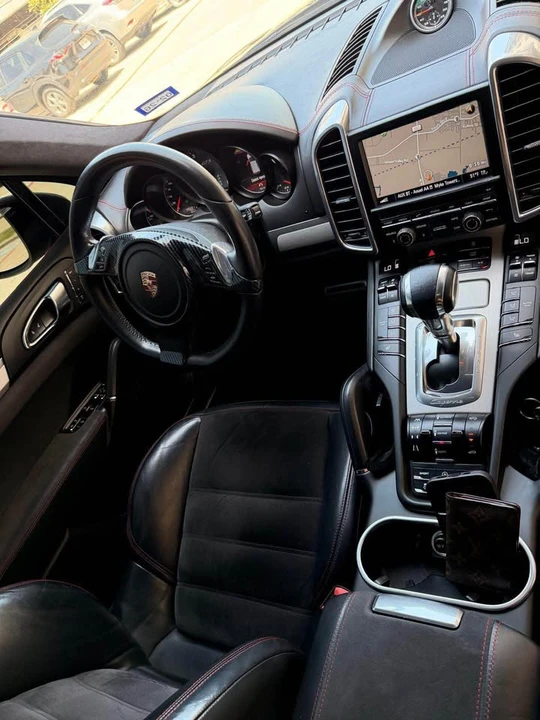 2013 Porsche 958 Cayenne - Image 8 of 20