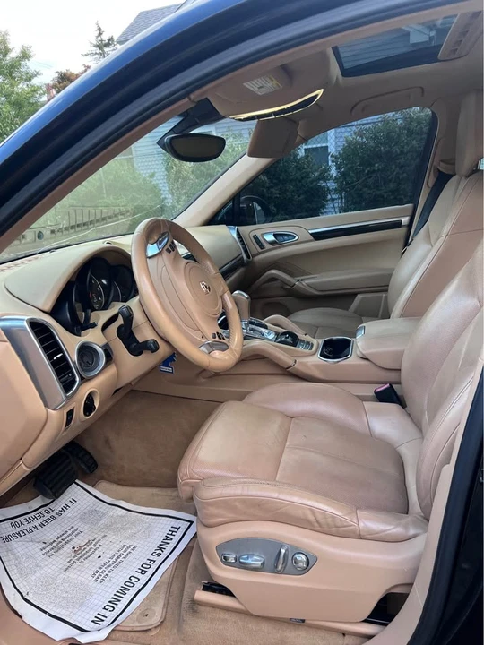 2013 Porsche 958 Cayenne - Image 6 of 10
