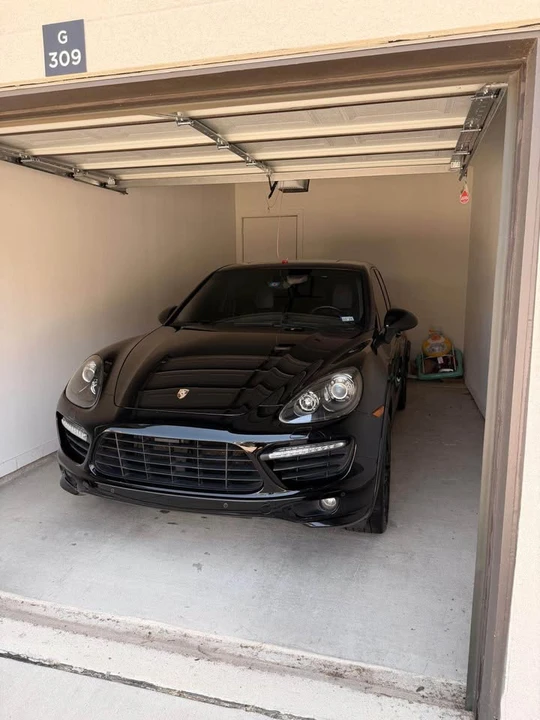 2013 Porsche 958 Cayenne - Image 2 of 20