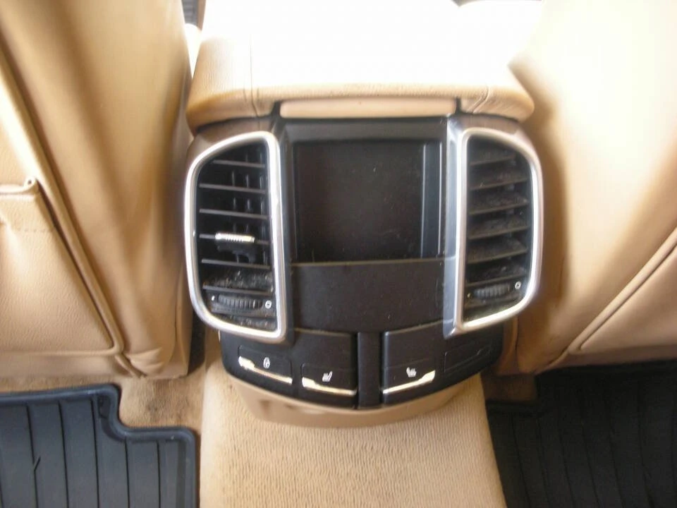 2013 Porsche 958 Cayenne - Image 7 of 9