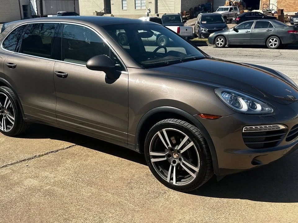 2013 Porsche 958 Cayenne - Image 9 of 20