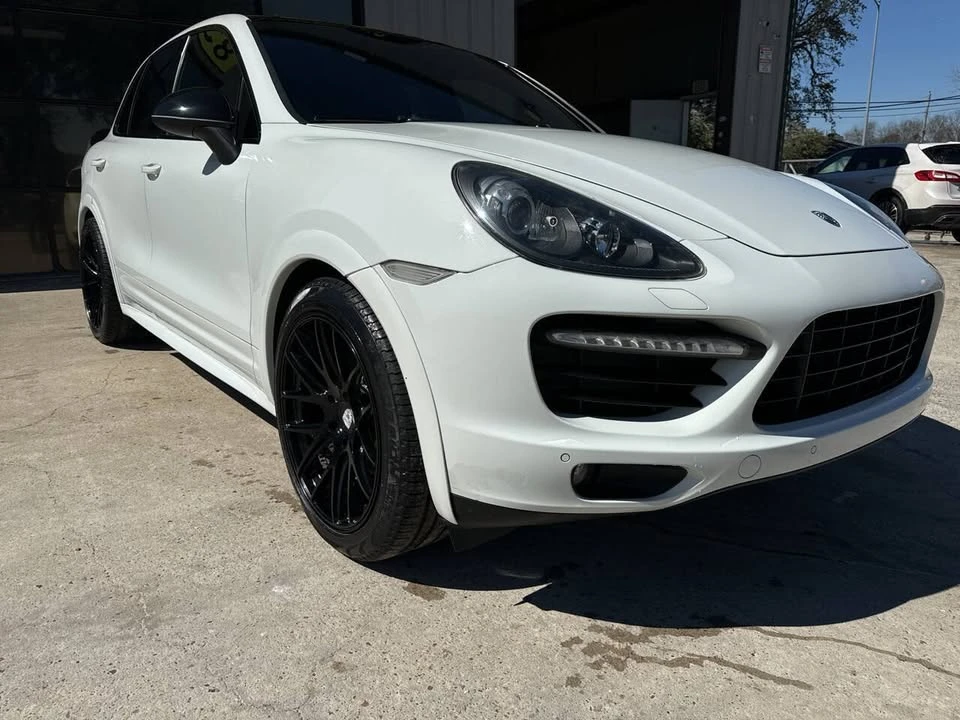 2013 Porsche 958 Cayenne - Image 12 of 20