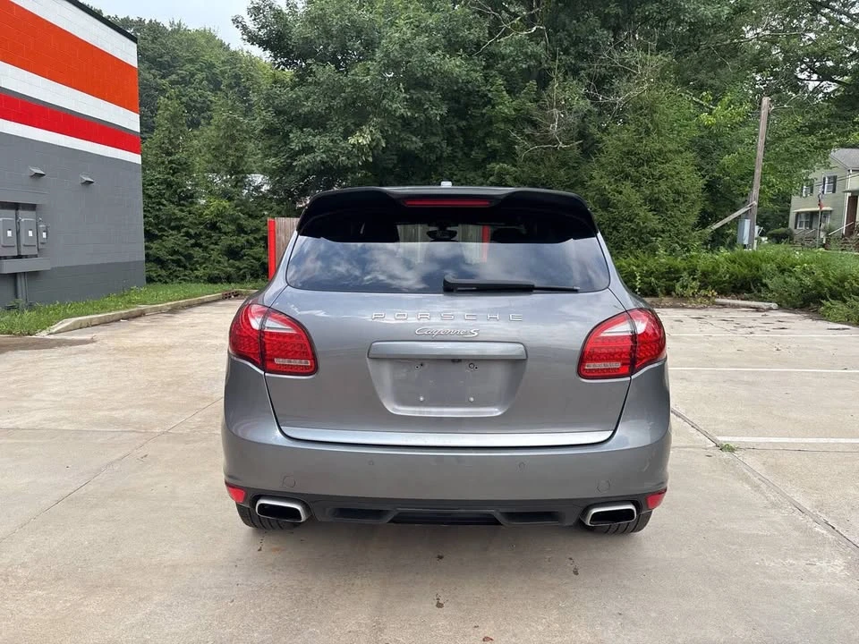2013 Porsche 958 Cayenne - Image 8 of 20