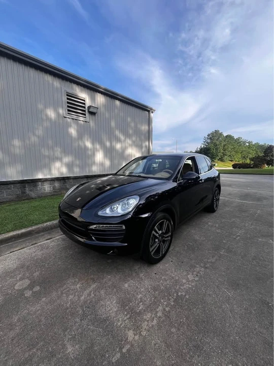 2013 Porsche 958 Cayenne - Image 2 of 10