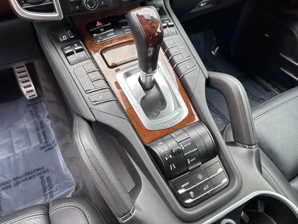 2013 Porsche 958 Cayenne - Image 15 of 20