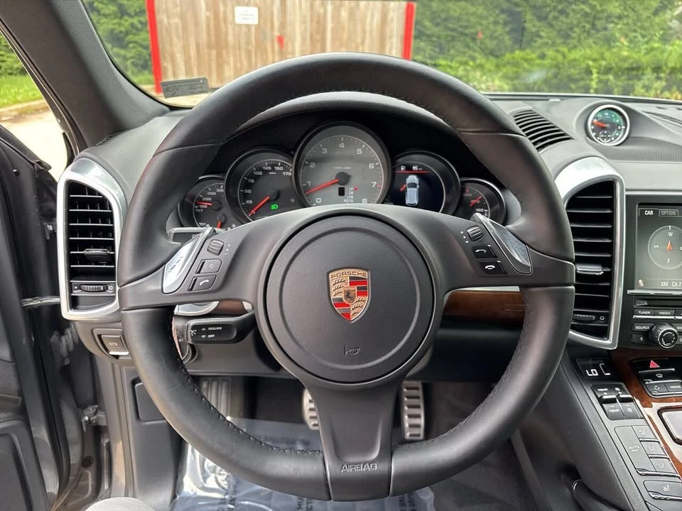 2013 Porsche 958 Cayenne - Image 11 of 20