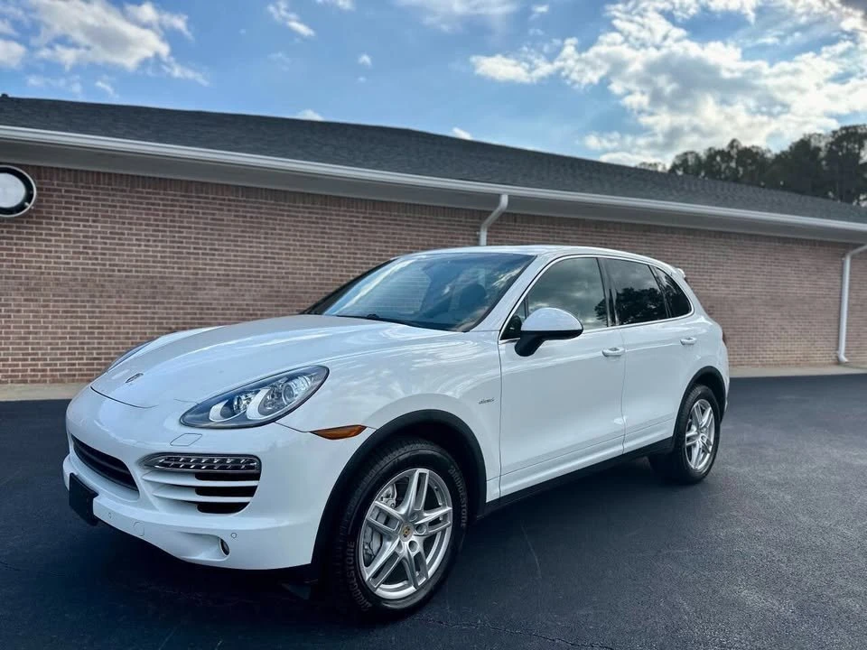 2013 Porsche 958 Cayenne - Image 4 of 16
