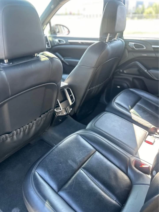 2013 Porsche 958 Cayenne - Image 6 of 12
