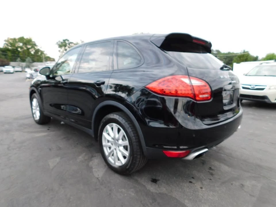 2013 Porsche 958 Cayenne - Image 11 of 20