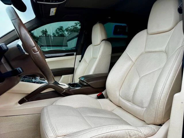 2013 Porsche 958 Cayenne - Image 14 of 20