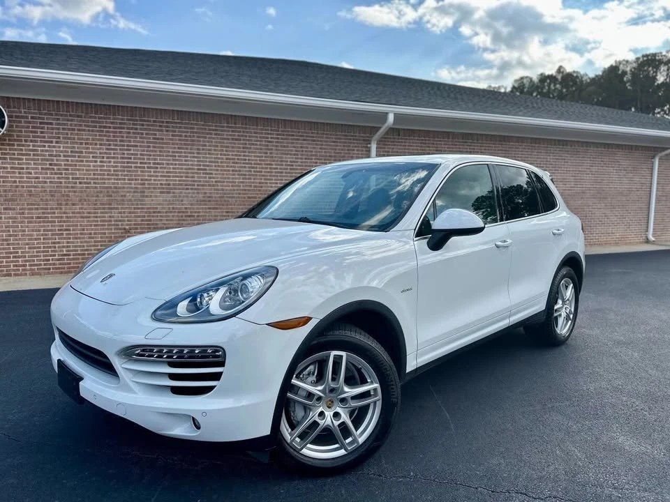 2013 Porsche 958 Cayenne - Image 3 of 16
