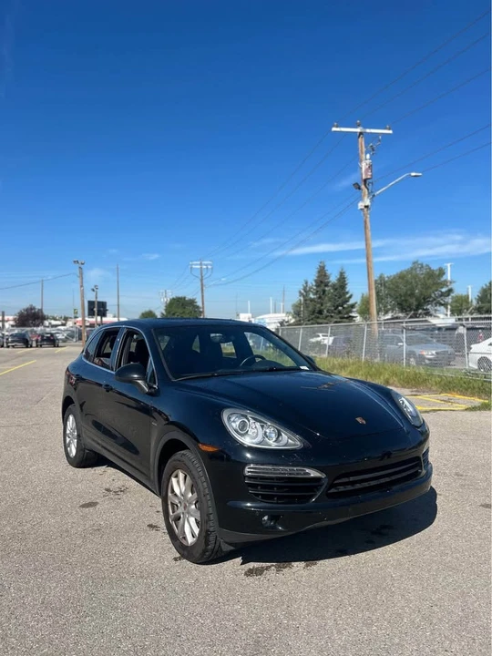 2013 Porsche 958 Cayenne - Image 2 of 12