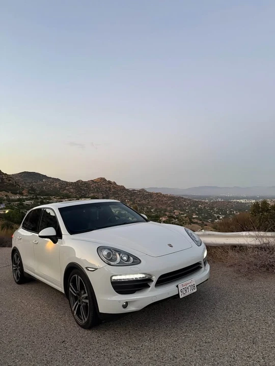 2013 Porsche 958 Cayenne - Image 5 of 8