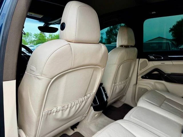 2013 Porsche 958 Cayenne - Image 15 of 20