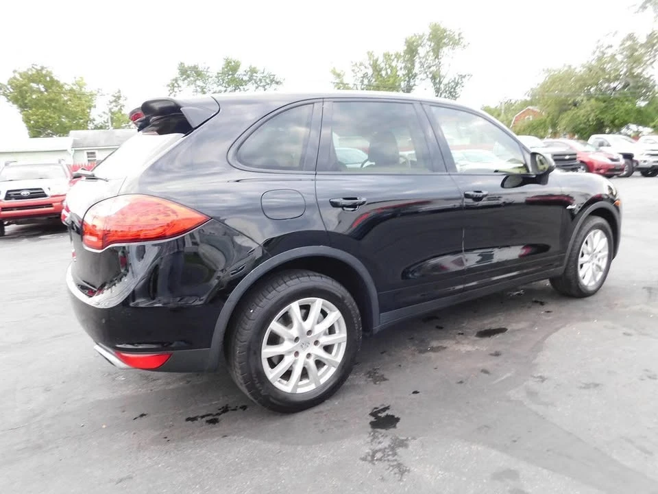 2013 Porsche 958 Cayenne - Image 14 of 20